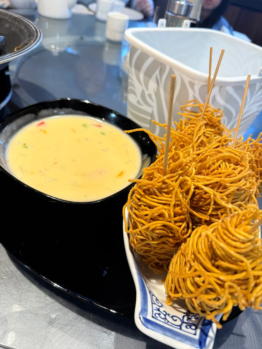 S41. Crispy Shrimp Chow Mein 芝士大虾脆面